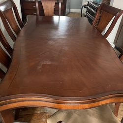 Dining Room Table And Chairs 