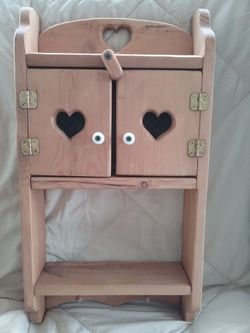Knick knack shelf
