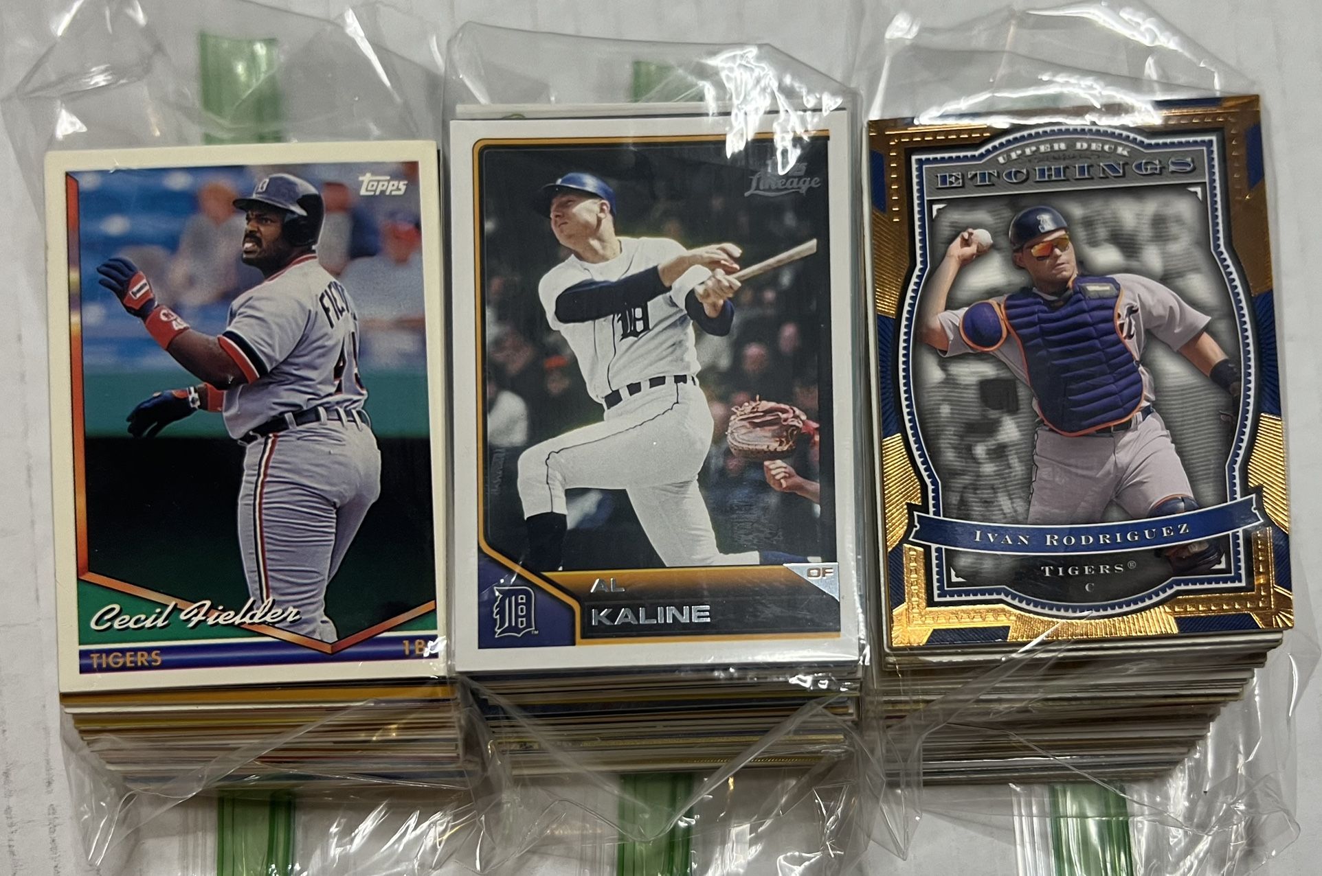 Detroit Tigers Baseball Card Lot Of 225