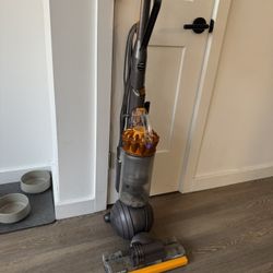 Dyson Upright Vacuum (Ball Multi Floor 2, Yellow)