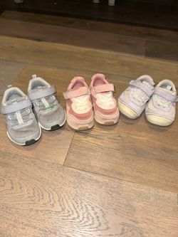 Stride rite size 6 shoes