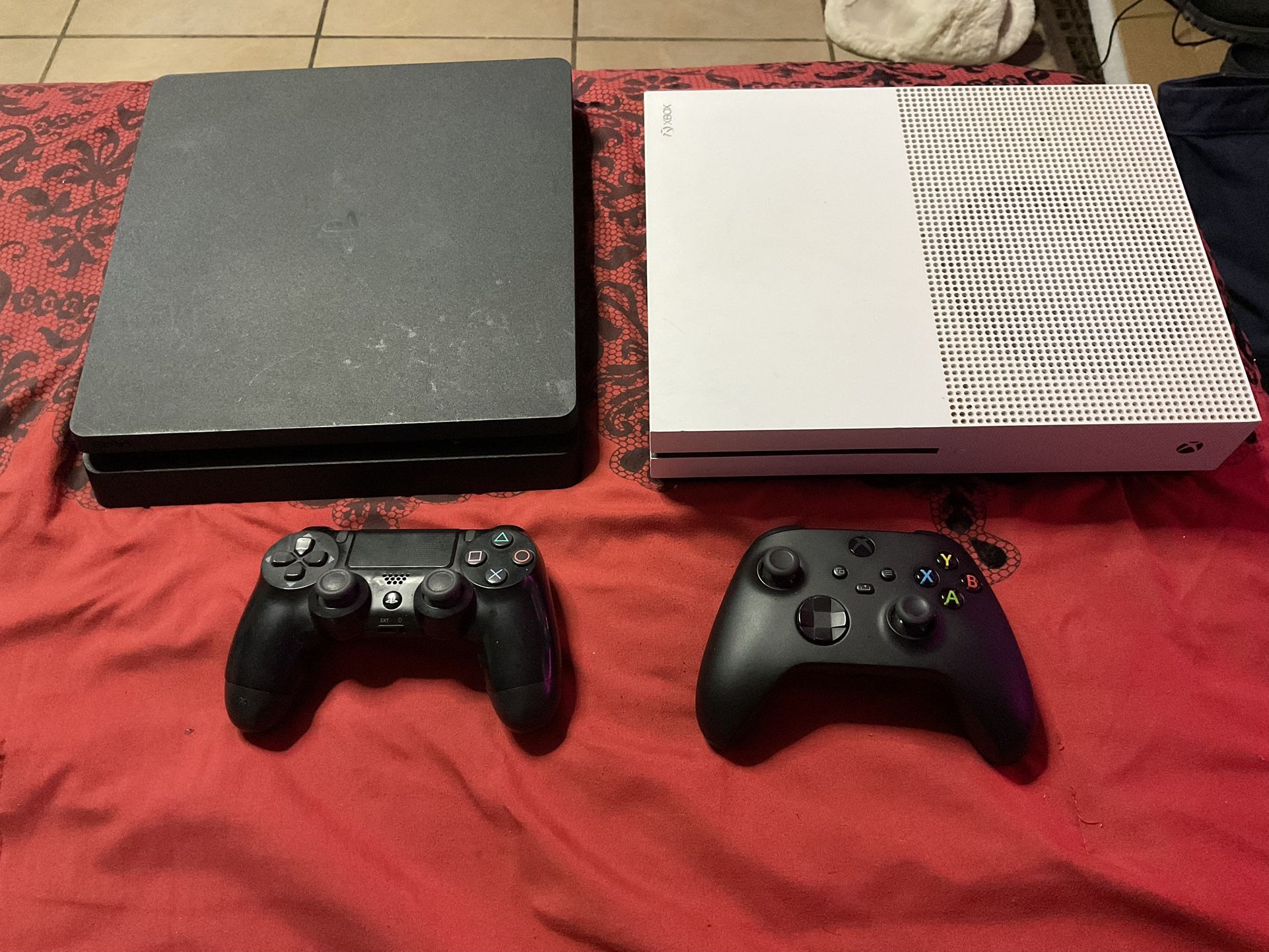 Xbox S And PS4 Slim