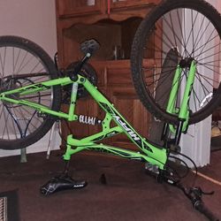 Huffy Mountain Bike Restored, 26"