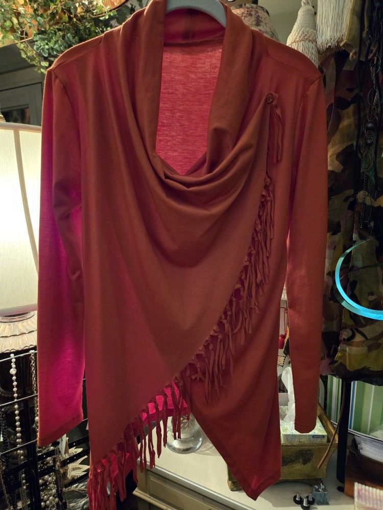 Ladies Midium Top Cross.cross With Fringe