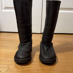 Women's Shearling-Lined Dark Brown Boots
