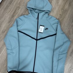 Teal Nike Tech