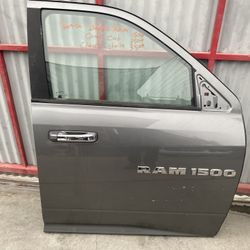 2009-2020 Dodge Ram 1500 Right Front Door 