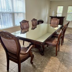 Premium Grade Formal Dining Table Set With 6 Chairs. 