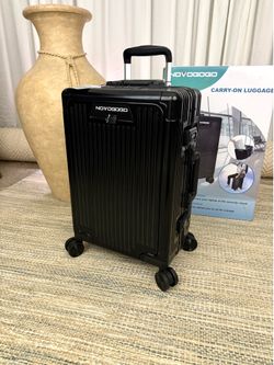 Novogogo Carry-on Suitcase