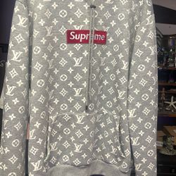 Supreme Hoodie Large