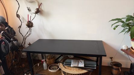 Matte black table