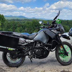 Kawasaki KLR650 Camo