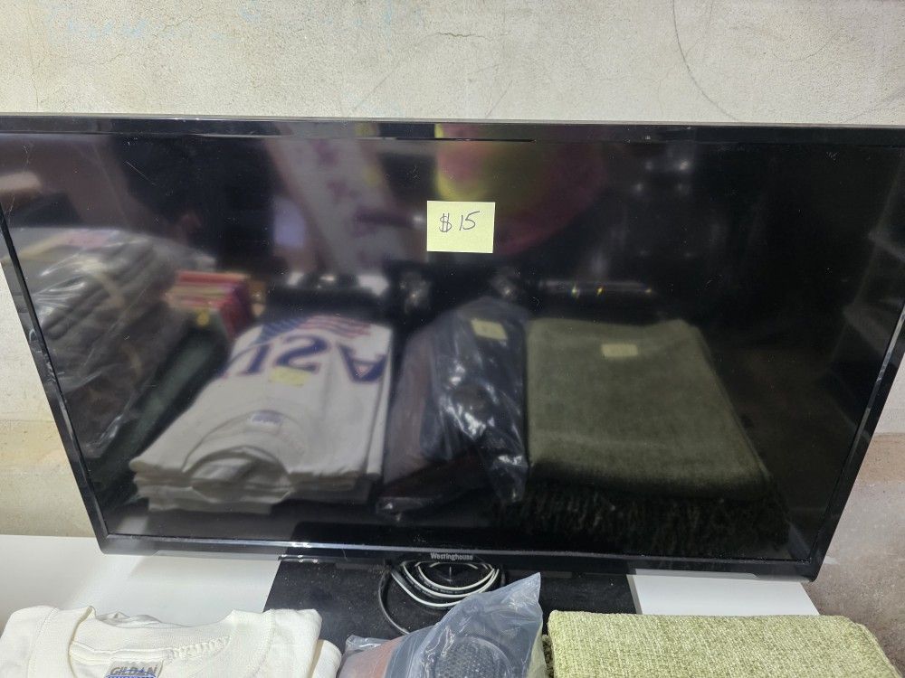 Westinghouse 32 inch TV