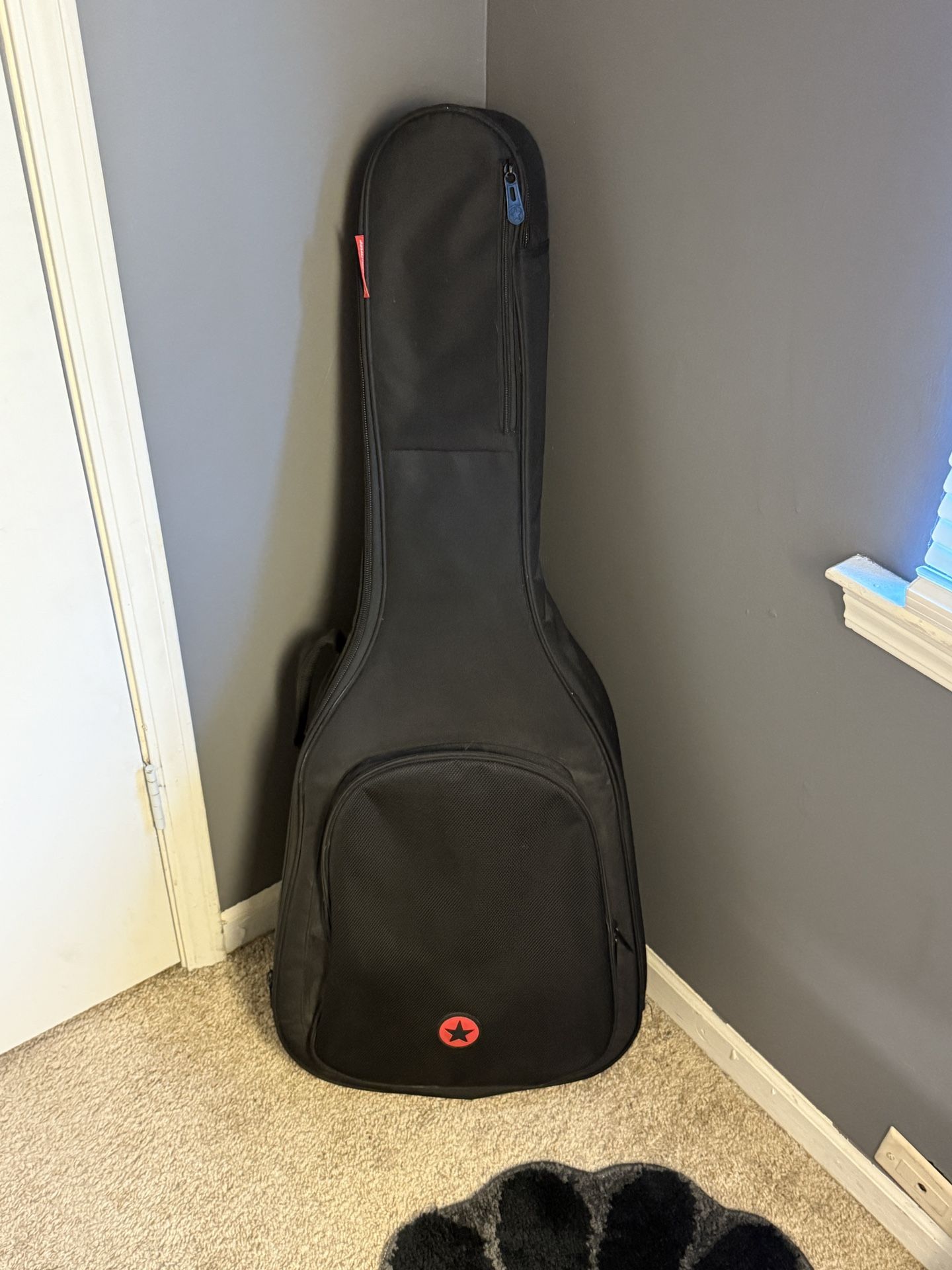 Guitar Backpack (DIRT CHEAP)