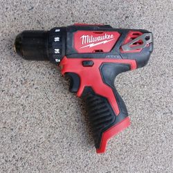 DRILL MILWAUKEE M12 TOOL ONLY 