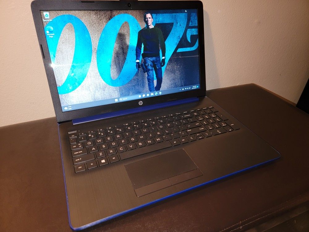 HP Pavilion 15.6" 8GB 1TB Laptop 