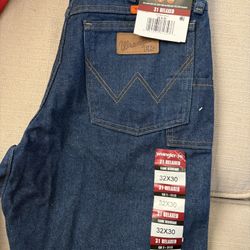 Wrangler Relaxed Fit FR jeans