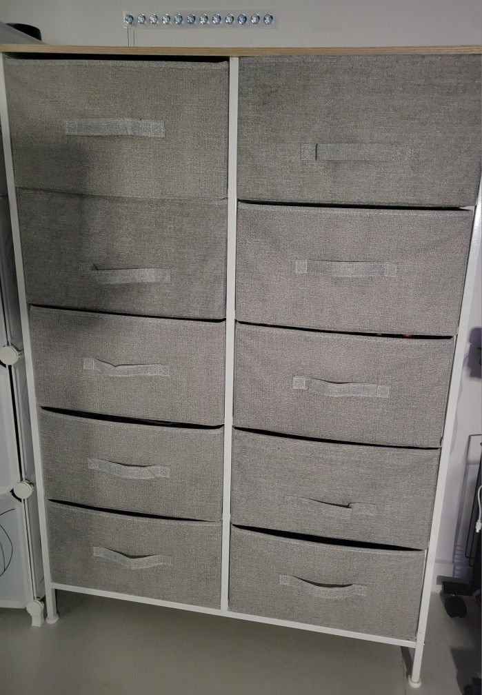 Gray 10 Dresser EXCELLENT