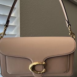 Tabby Shoulder Bag 26 & Small Zip Around Card Case w/ Pillow Quilting