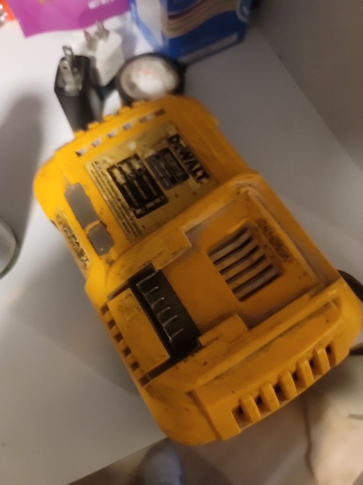 Fast Charger Dewalt 20v