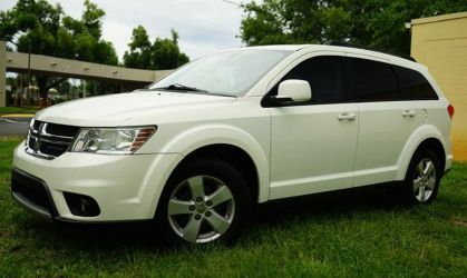 Dodge journey SXT 2012! With only $1000 down payment I can get you approved.. we finance everyone. Bad Credit.. no credit.. repo..