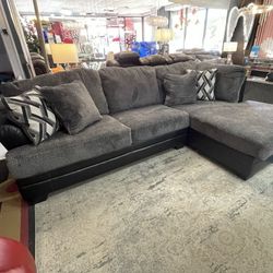 Kumasi 2 Tone Sectional Sofa With Chaise 🔥 Brand New 🚀 RAF or LAF