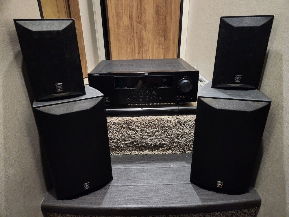 7.2 Yamaha RX-V565 Home theater receiver with HDMI switching and video upconversion