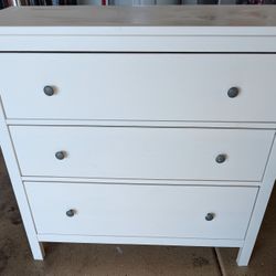 IKEA Hemnes Dresser 