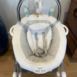 Baby swing - Graco Sooth ‘n sway LX Swing with portable bouncer
