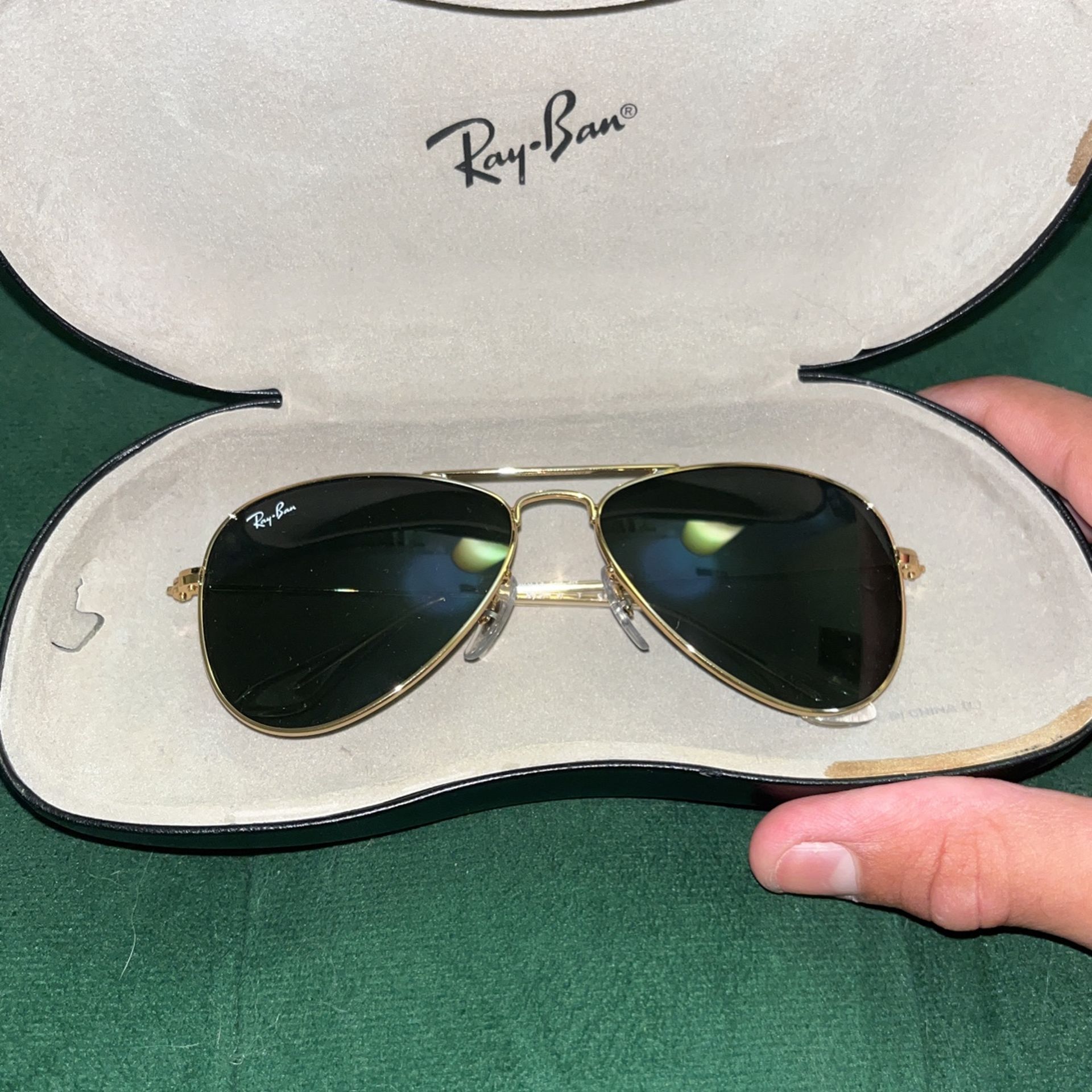 Ray-Ban