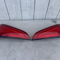 Audi Q5 Tail Lights 2013-2017 OEM 