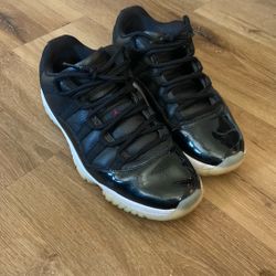Jordan 11 Low 