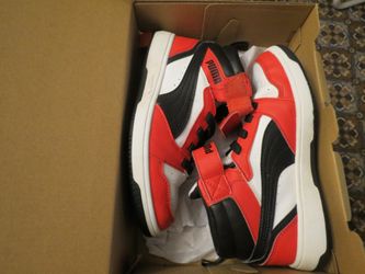 Kids Pumas