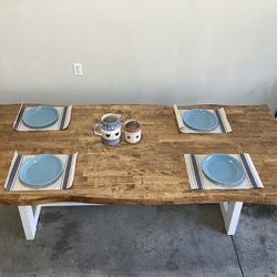 Solid maple Farmhouse Dining Room Table