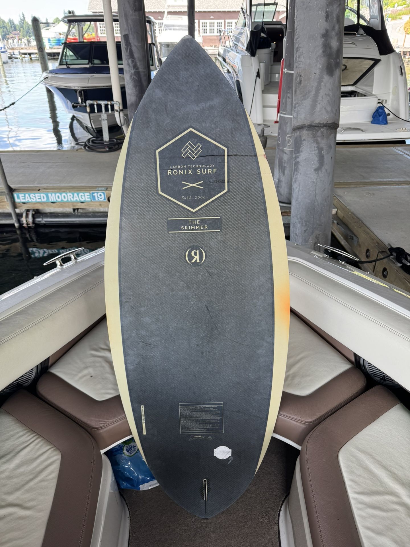 Wake Surfboard