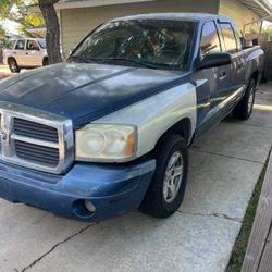 2005 Dodge Dakota