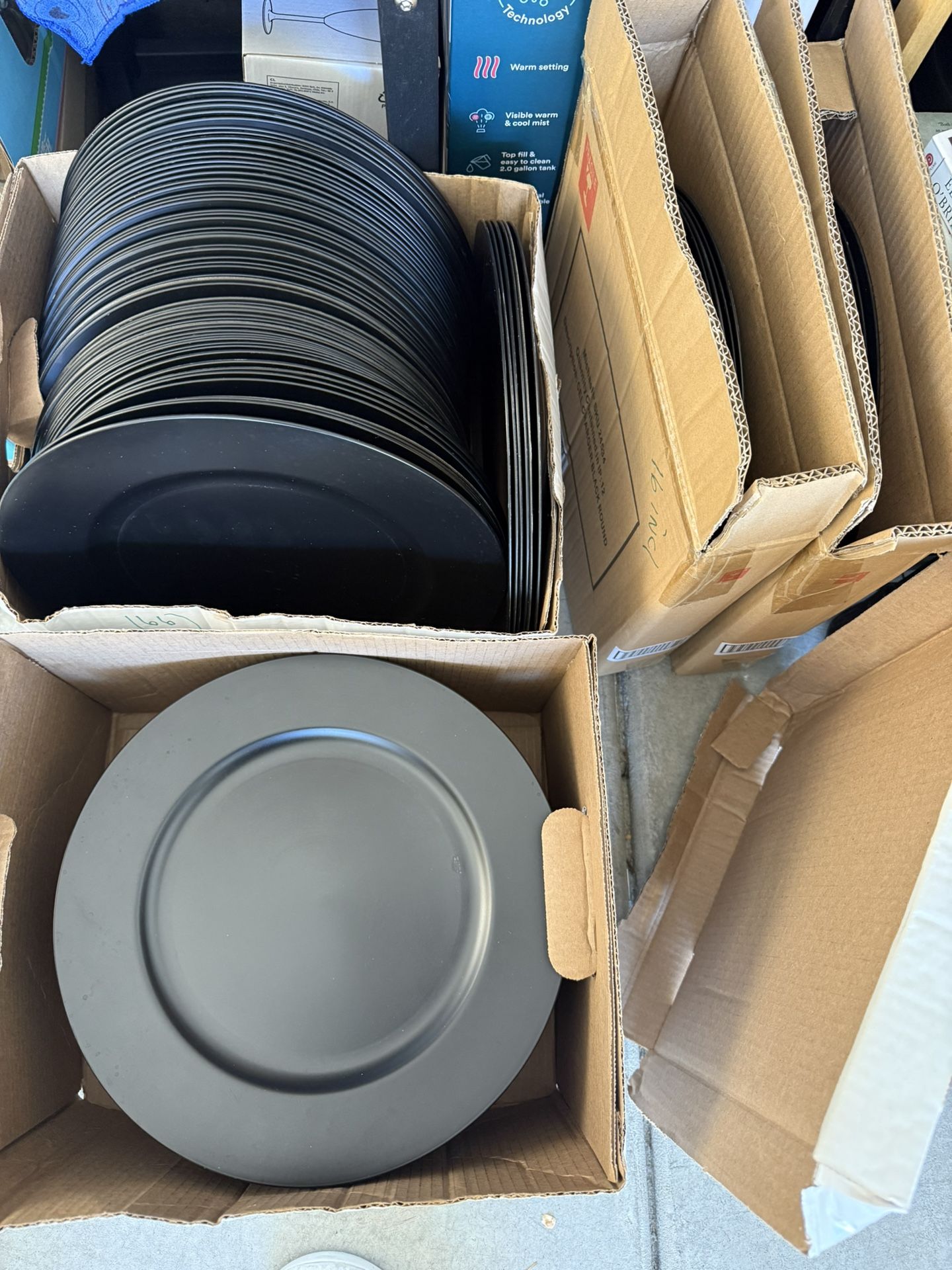 Black Plate Chargers