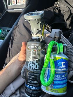 NEW AC CHARGER  R-1234yf