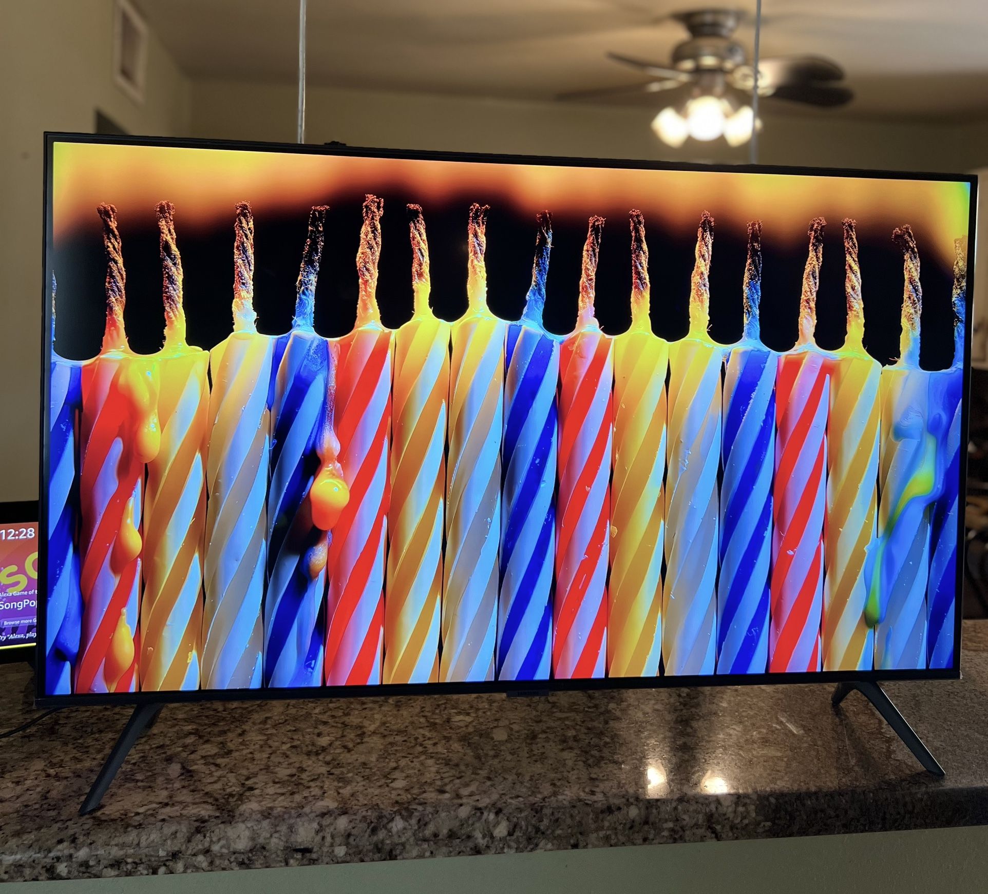 LG 43 Inch Class UQ7070 ZUD series LED 4K UHD Smart webOS Year 2024