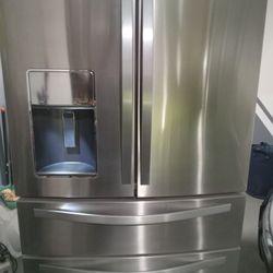 Refrigerator  Whirlpool