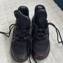 Louis Vuitton Sneakers For Woman,size 10