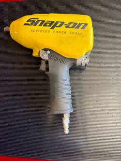 Snap On IM6100 pneumatic 1/2” impact wrench