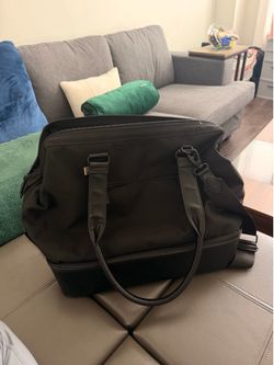 Black Beis Weekender Bag Like New, Travel Bag, Tote Bag