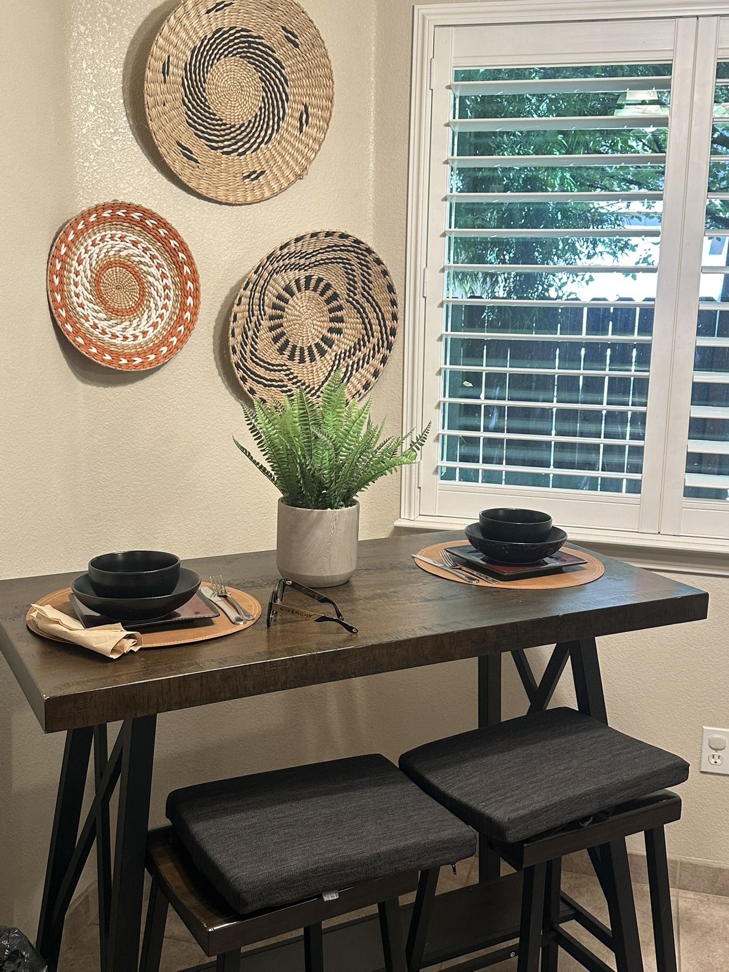 Table Set