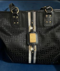 Tommy Hilfiger handbag