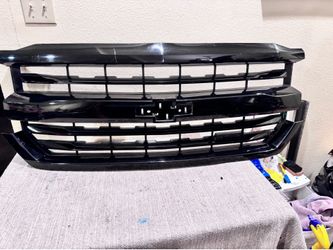 2016 to 2018 CHEVY SILVERADO GRILL