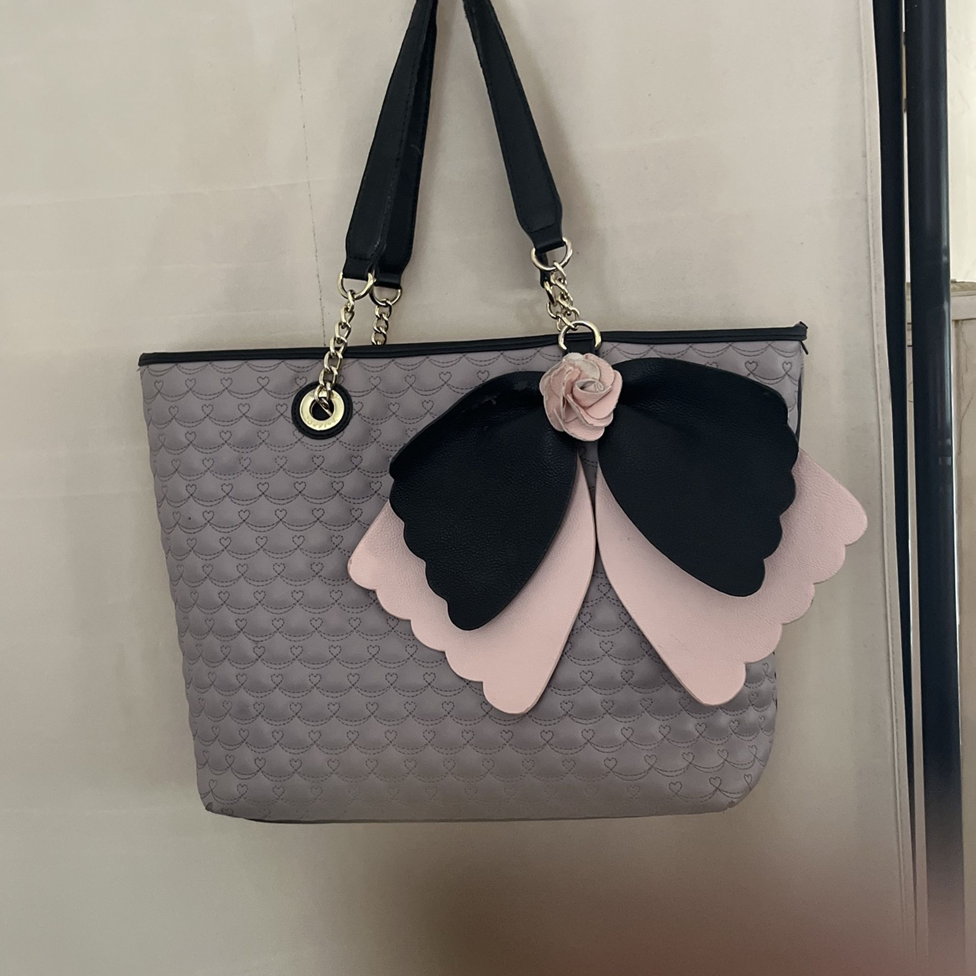 Betsey Johnson  Flowered Large Shoulder Bag
