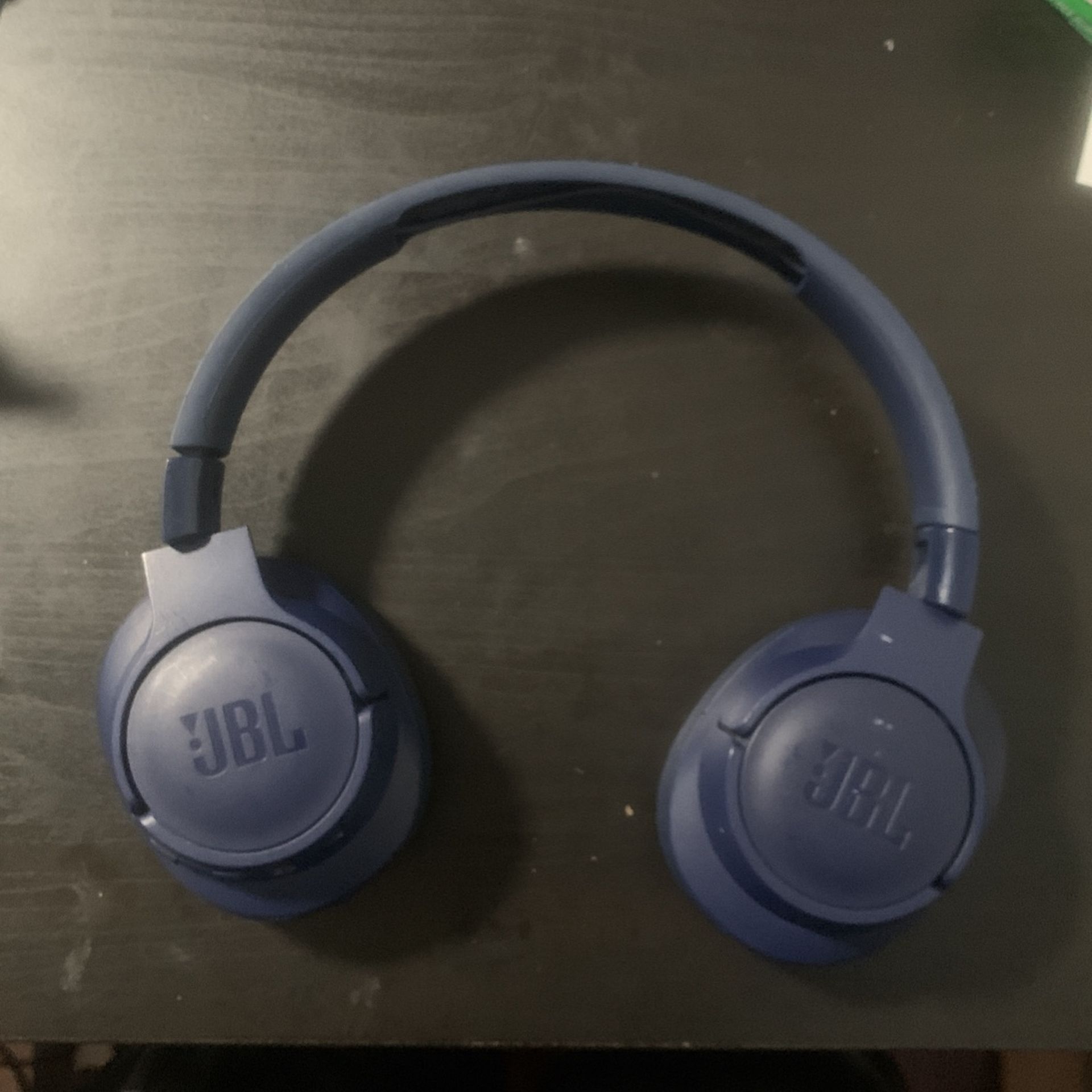 JBL TUNE 700BT - Wireless Over-Ear Headphones - Blue,