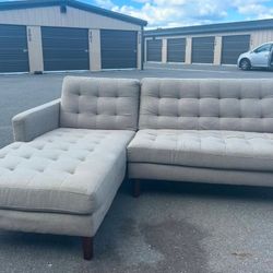 Sectional Couch 