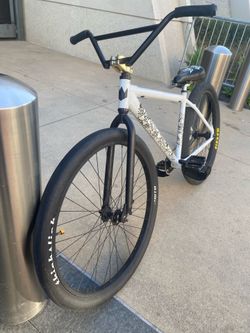 Throne bike